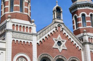 Die Große Synagoge in Plzeň. Sie überstand die Nazizeit nahezu unbeschädigt, genützt als Abstellraum. Foto: Maximilian H. Tonsern